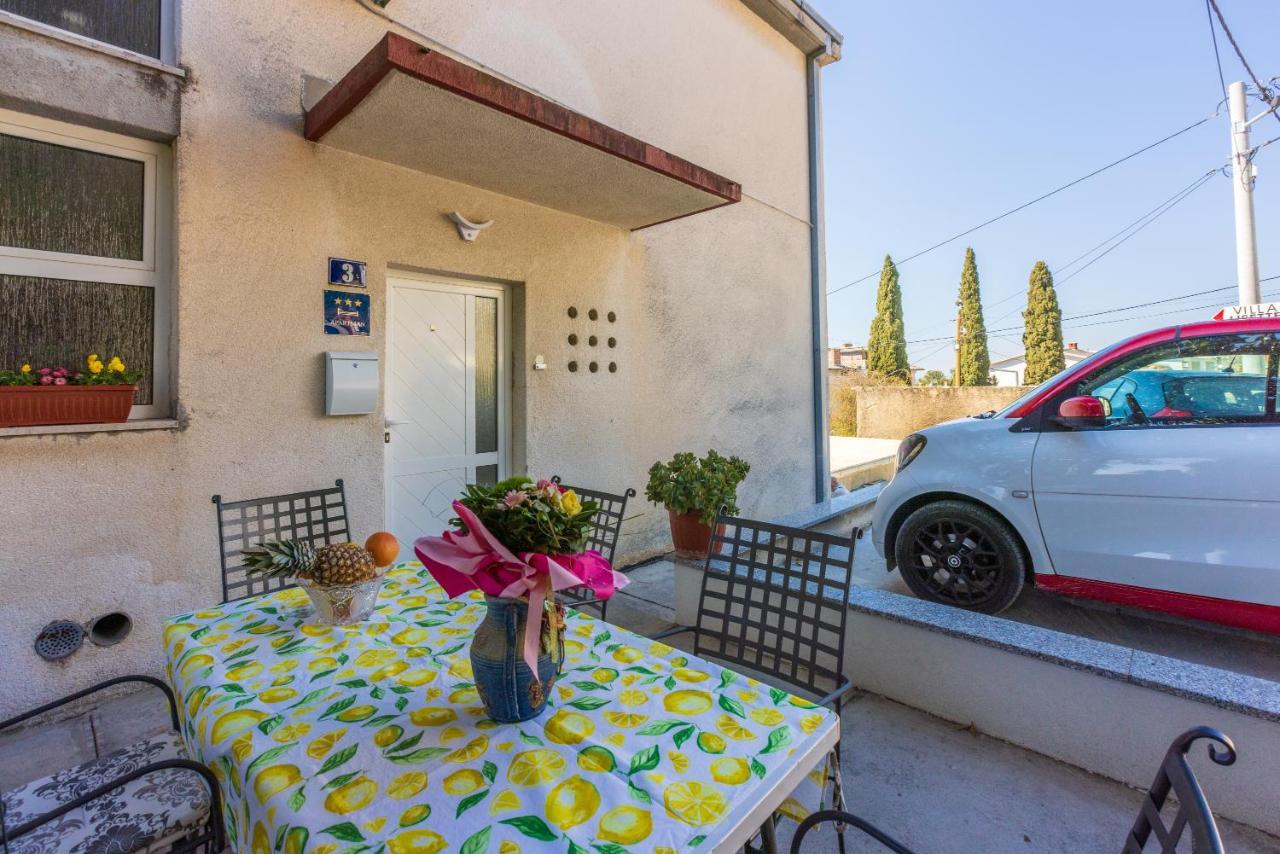 Apartment Mira "Pet Friendly" Crikvenica Buitenkant foto