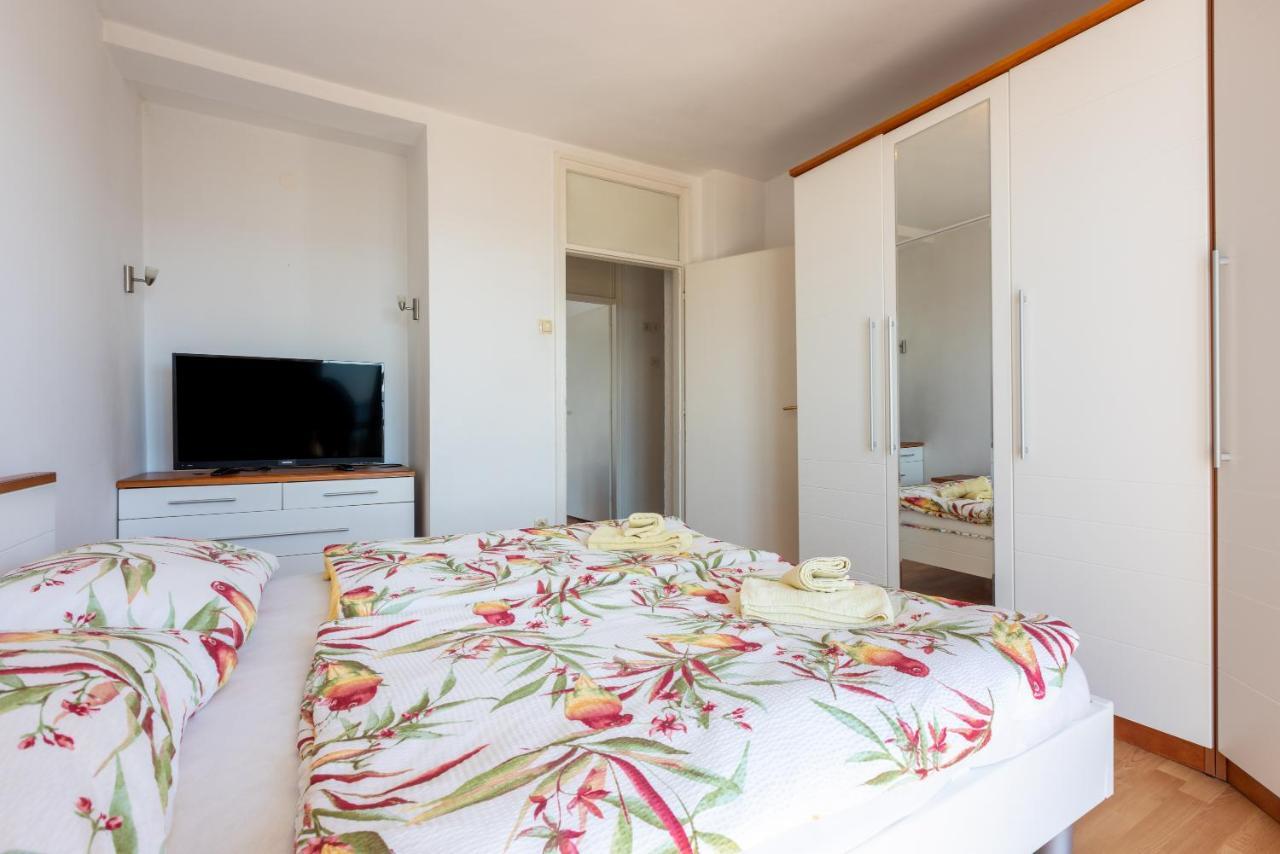 Apartment Mira "Pet Friendly" Crikvenica Buitenkant foto